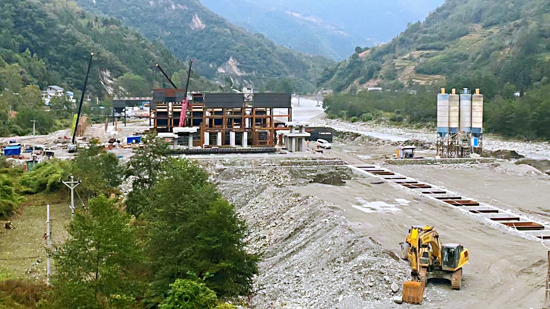 重庆钢结构重庆强捷钢结构有限公司官方网站开云 开云体育APP(图3) 重庆钢结构重庆强捷钢结构有限公司官方网站开云 开云体育APP(图3)