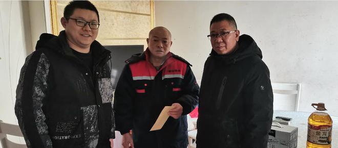 “年前送温暖 真情暖人心”淮宁钢构开展春节送温暖走访慰问活动开云体育 开云平台(图1)