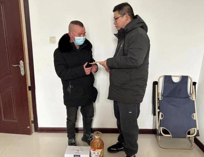 “年前送温暖 真情暖人心”淮宁钢构开展春节送温暖走访慰问活动开云体育 开云平台(图6)
