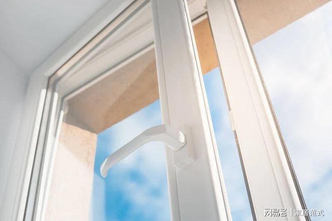 史博侃家居|门窗趋势(一)一文讲开云体育 开云官网清从木到断桥铝(图8) 史博侃家居|门窗趋势(一)一文讲开云体育 开云官网清从木到断桥铝(图8)