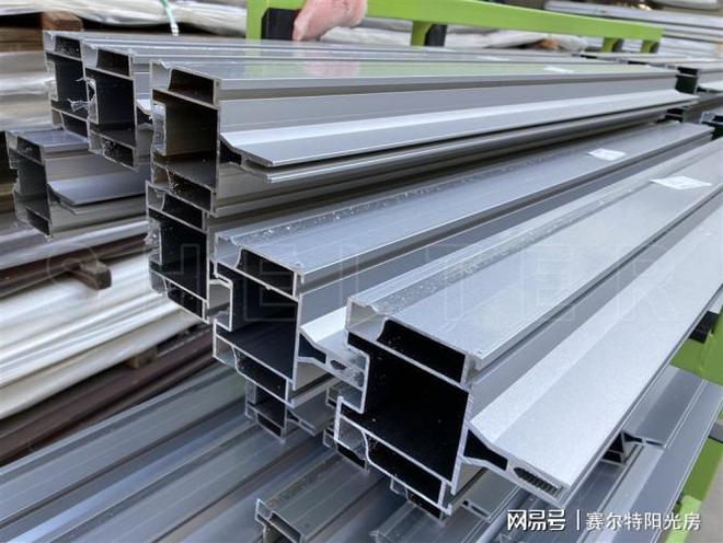 阳光房不要再用钢结构开云 开云体育官网这种铝合金才是流行趋势！(图4)