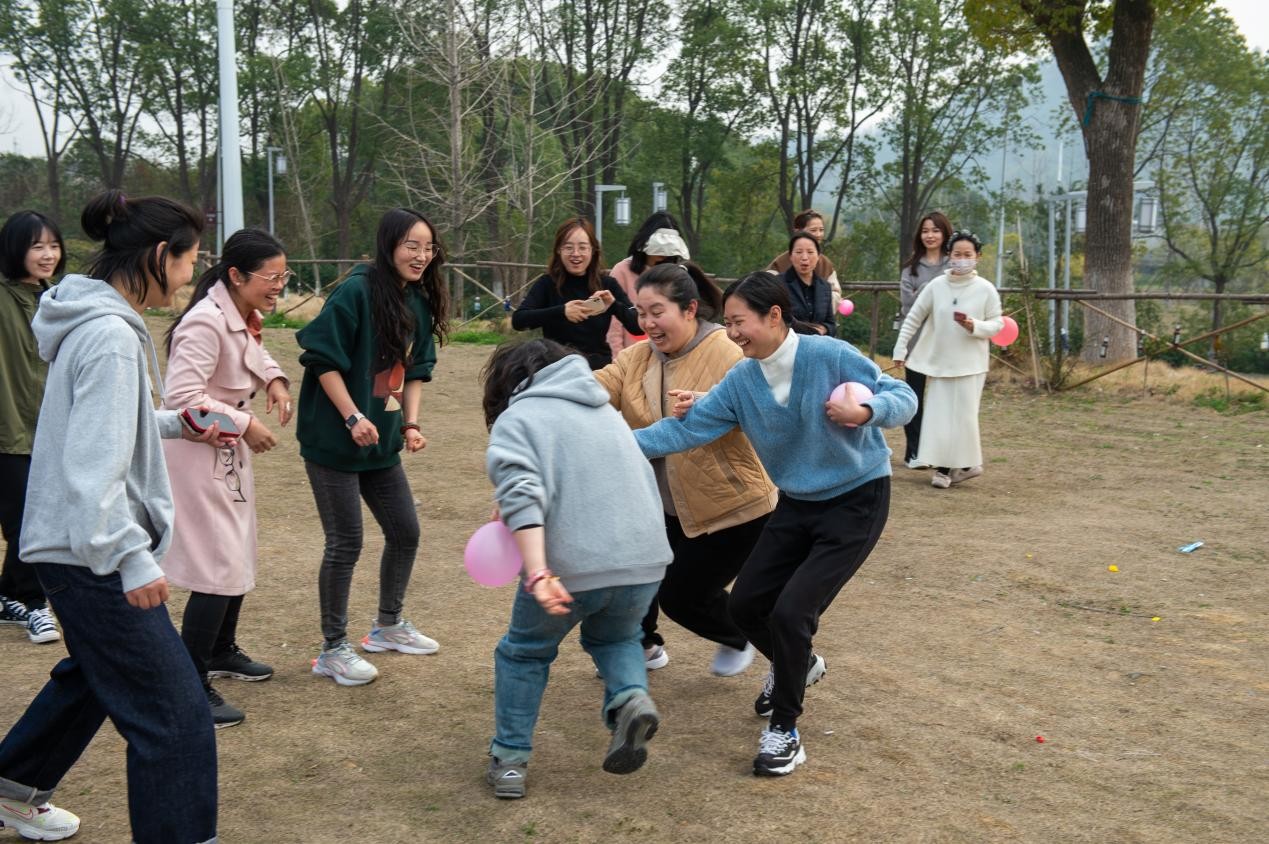 开云 开云体育平台当好廉内助弘扬好家风中建三局一公司钢结构公司开展廉洁文化进家庭活动(图4)