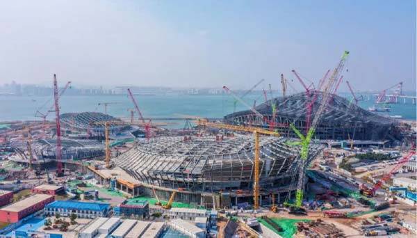 开云 开云体育平台精细打磨！全国最大的单体体育馆——凤凰馆建成(图2)