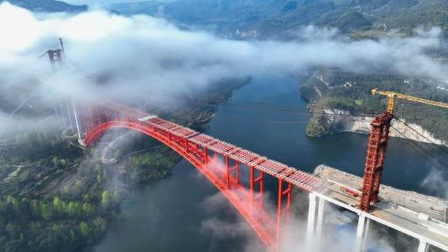 开云 开云体育官网万桥飞架！贵州为何成为“桥梁博物馆”(图1)