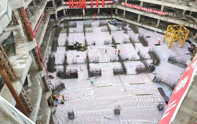 4998米江苏未来Kaiyun 开云第一高楼钢结构巨柱冲出地面(图12) 4998米江苏未来Kaiyun 开云第一高楼钢结构巨柱冲出地面(图12)