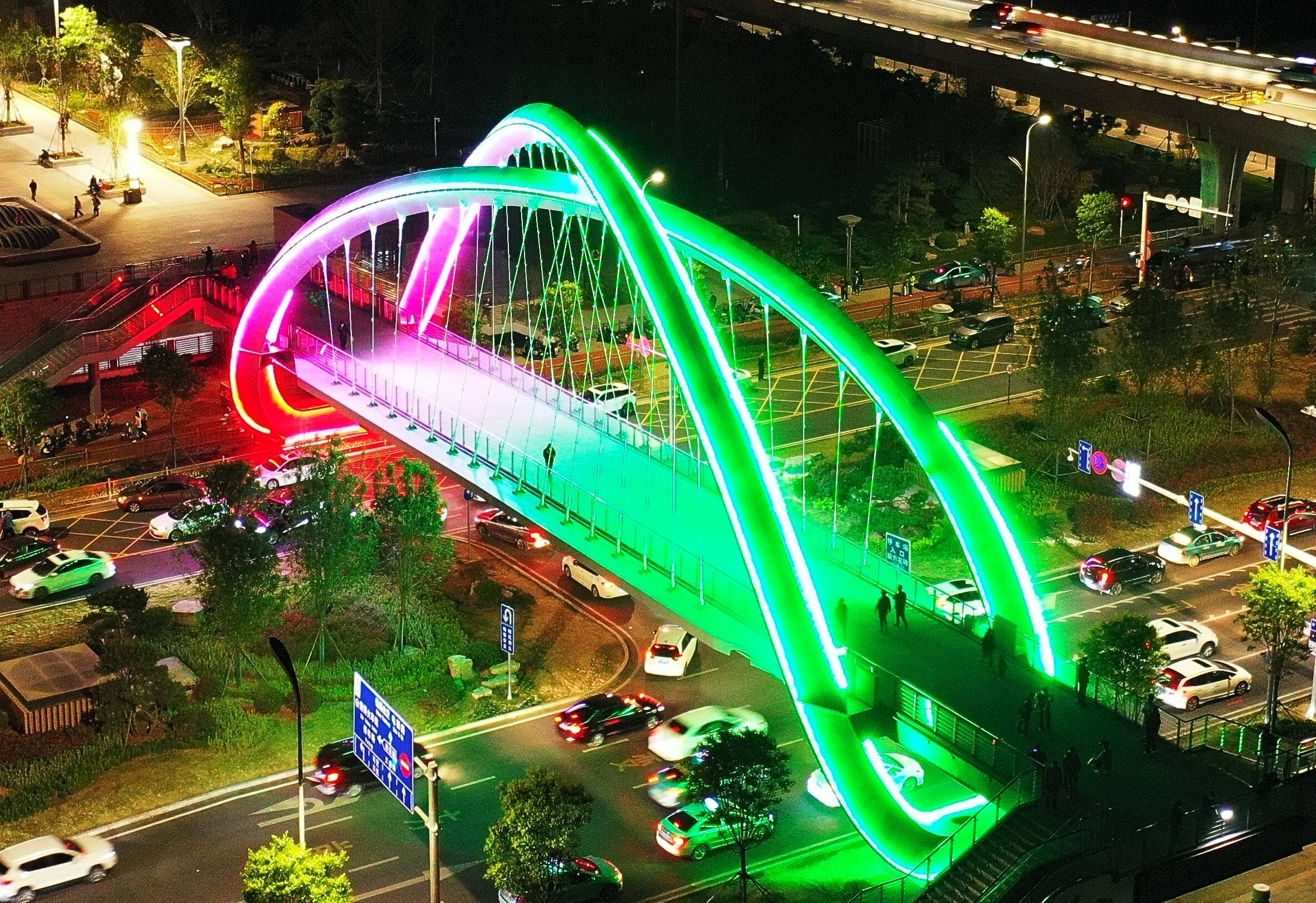 开云体育 kaiyun.com 官网入口淄博纽带“网红桥”摘得山东省“钢结构金奖”(图2)