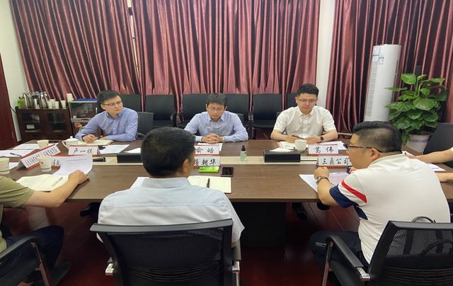 长江精工钢结构（集团）股份有限公司一行赴翠屏区考察交流开云体育 kaiyun.com 官网入口(图1)