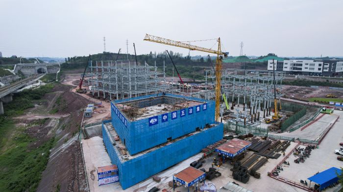 内江高新区：“量身定制”标准厂房 开云APP 开云官网入口 快马加鞭“筑巢引凤”(图1)