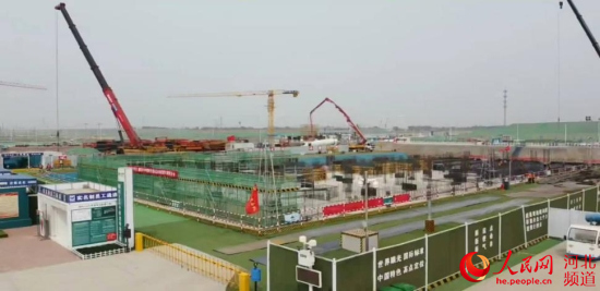 雄安新区开云体育 开云官网首座钢结构变电站完成“第一吊”(图2) 雄安新区开云体育 开云官网首座钢结构变电站完成“第一吊”(图2)