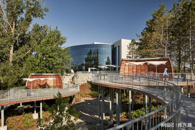 膜结构丨加拿大宏利总部外景观改造开云体育 开云官网(图3)