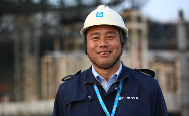 港珠澳大桥建开云体育 开云平台设者胡从柱：通车后我想去香港看一看(图1)