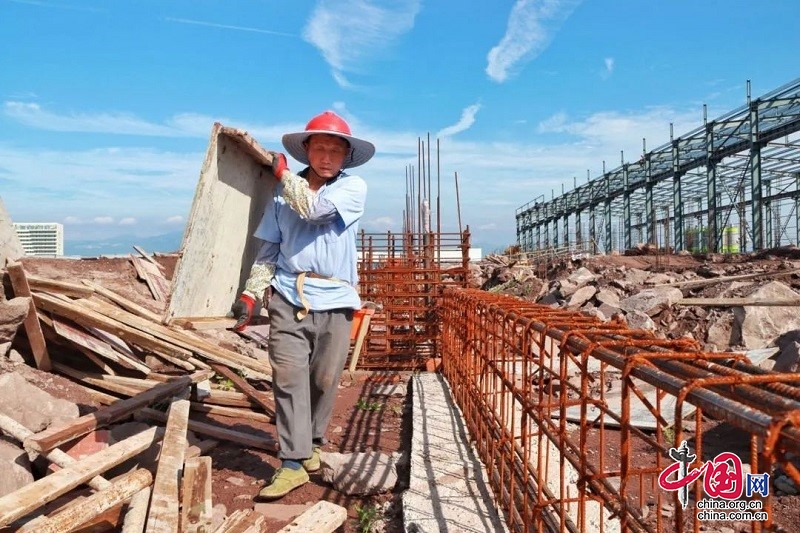 开云 开云体育平台火热盛夏广安区重点项目稳步推进!(图2) 开云 开云体育平台火热盛夏广安区重点项目稳步推进!(图2)