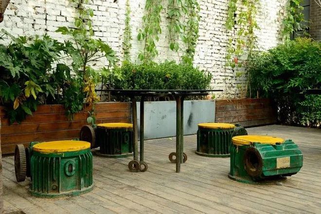 老钢厂的侠骨柔情开云体育 开云官网(图2)