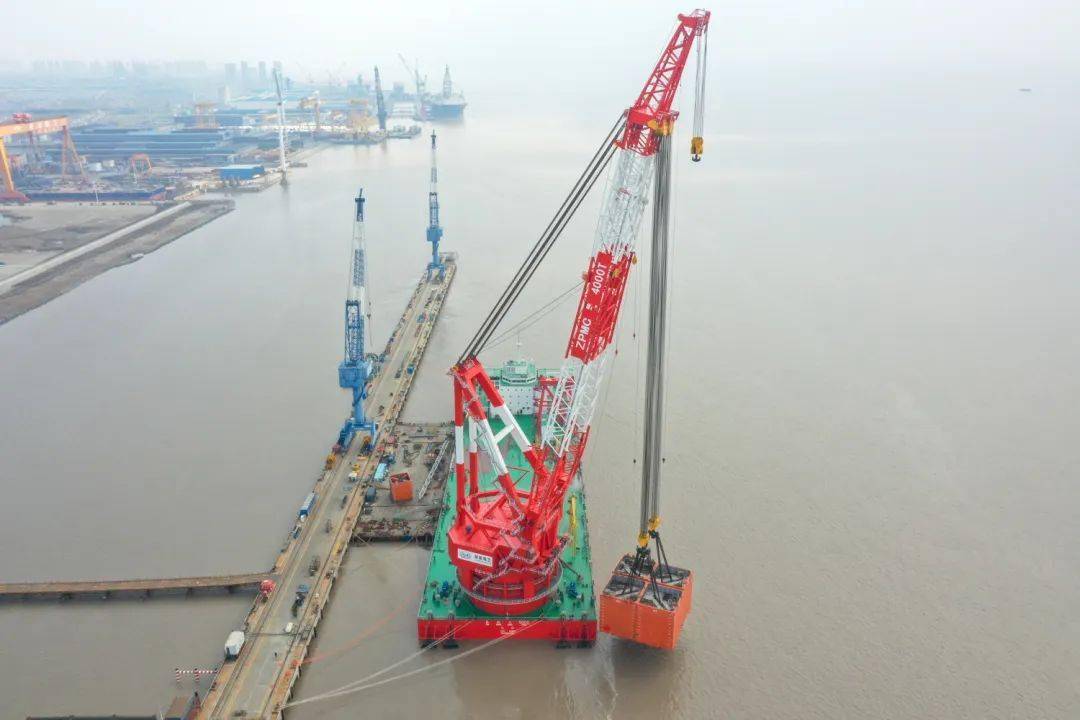 巨Kaiyun 开云体育轮破浪背后的“风雨承诺”(图4)