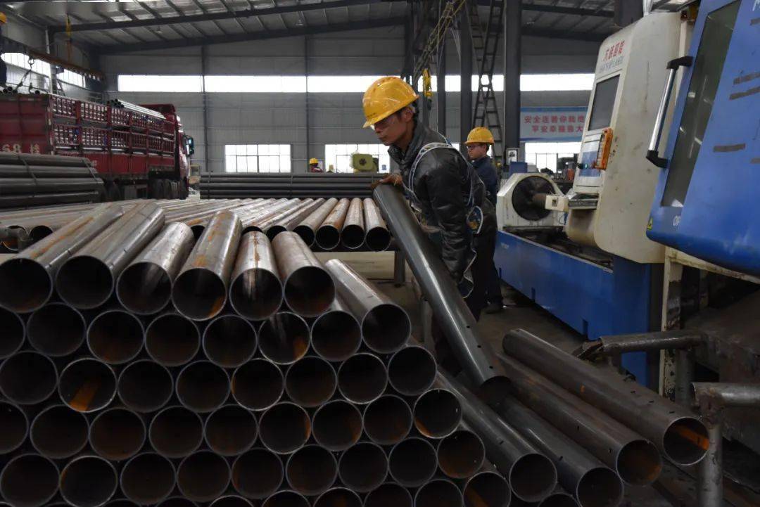 开云体育 开云官网钢材穿“锌”衣 “长寿”价值增(图2) 开云体育 开云官网钢材穿“锌”衣 “长寿”价值增(图2)