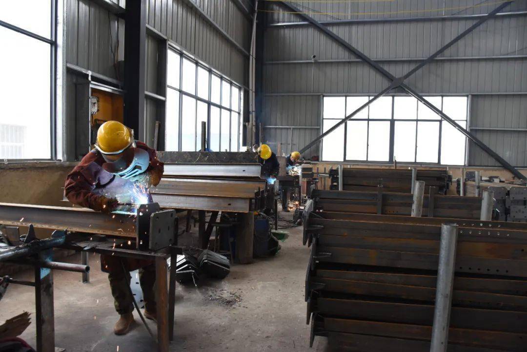 开云体育 开云官网钢材穿“锌”衣 “长寿”价值增(图3) 开云体育 开云官网钢材穿“锌”衣 “长寿”价值增(图3)