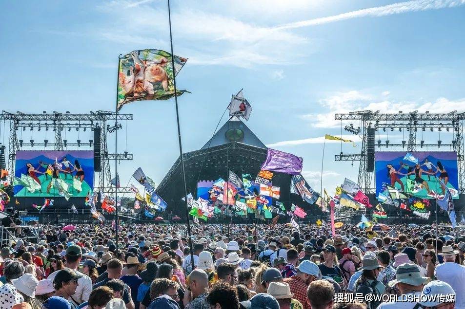 Kaiyun 开云体育全球最大露天音乐节：2023 Glastonbury 数十万乐迷忘情狂欢！(图5)