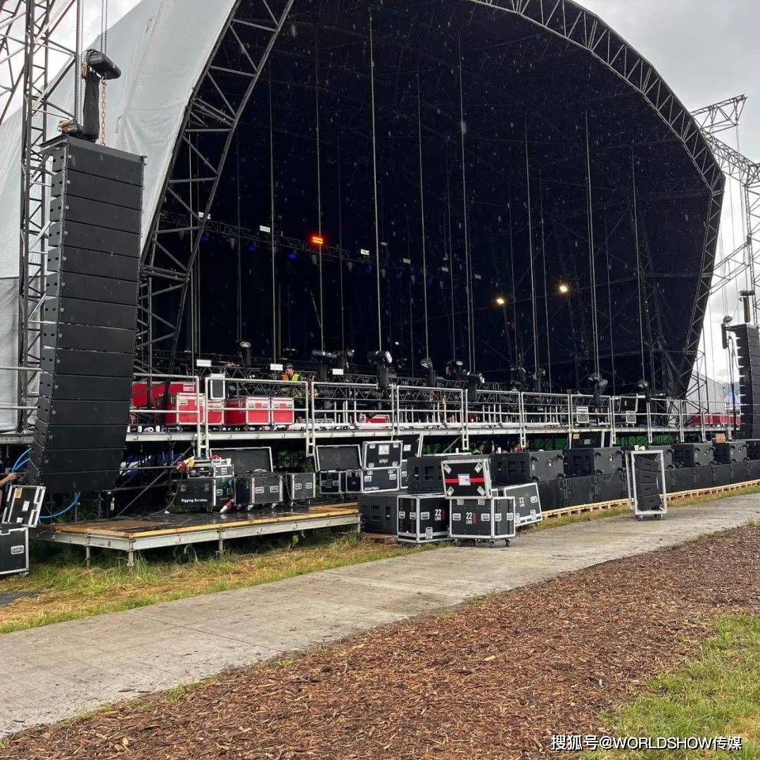 Kaiyun 开云体育全球最大露天音乐节：2023 Glastonbury 数十万乐迷忘情狂欢！(图7)