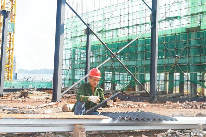 Kaiyun 开云体育预计年底投产！四川首科科技厂房钢结构施工接近尾声(图3)