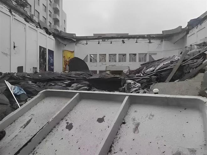 开云 开云体育官网钢构云：齐齐哈尔体育馆坍塌网架结构就这么脆弱？(图2)