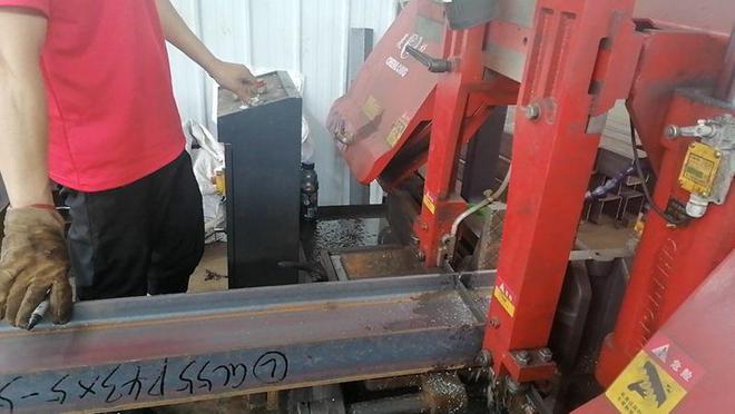 开云体育 开云平台绿色环保的九钢绿设重钢别墅(图3)