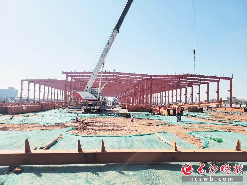 铁建重工第三产业园预计8月投产 钢结构厂房完成8开云体育 Kaiyun.com 官网入口0%主钢构安装(图1)