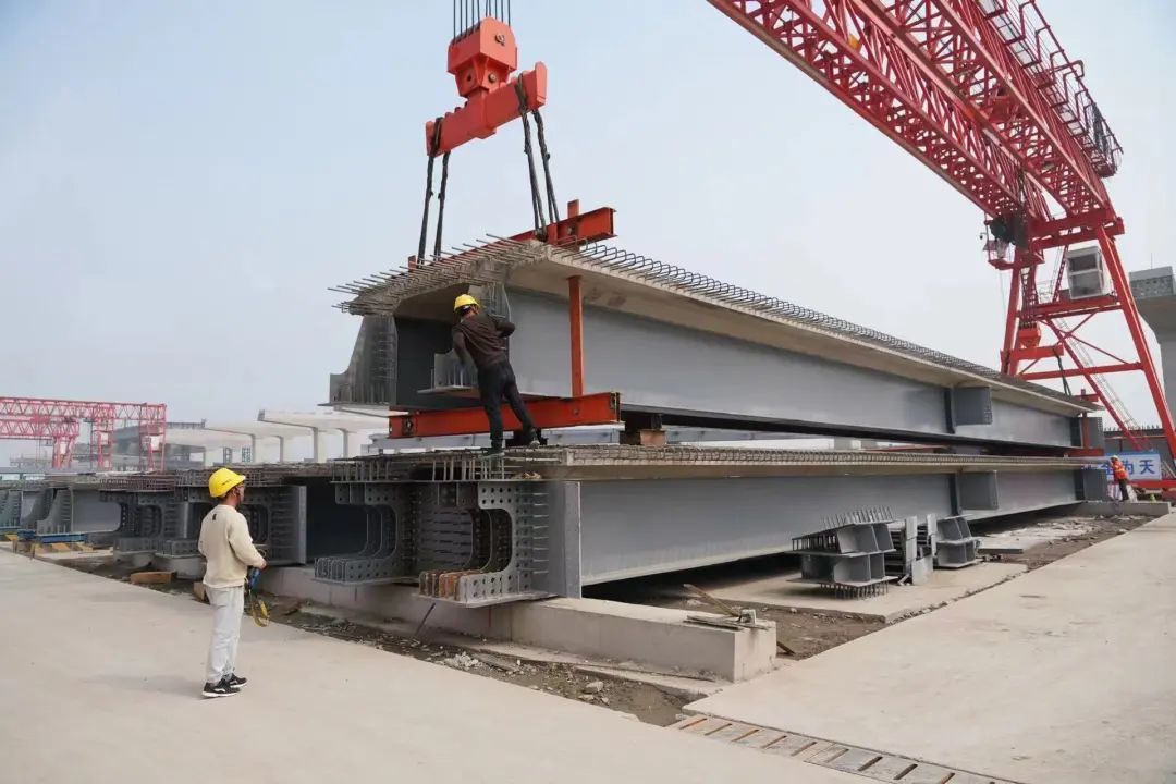 Kaiyun 开云体育90后“学霸” 泡在桐乡工地上的5000多个小时(图3)
